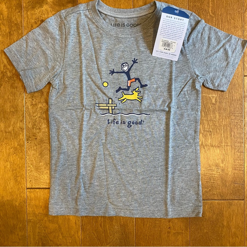 NWT Life Is Good Kids Small Gray T-Shirt with Playful Graphic